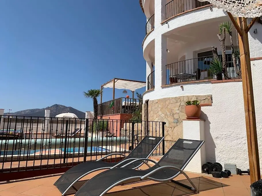 Villa Margarita - Amazing Views! Roses
