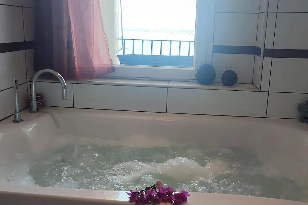 Villa Margarita - Amazing Views! Roses 0*,
